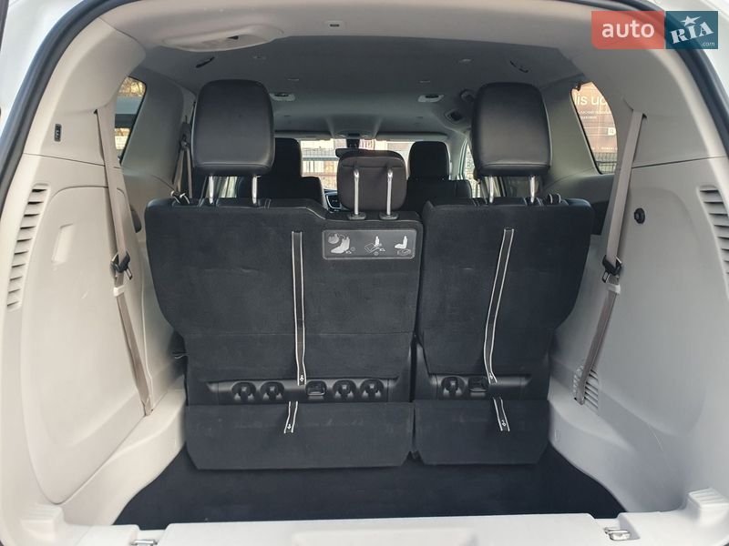 Минивэн Chrysler Pacifica 2020 в Киеве