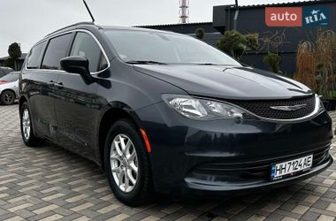 Мінівен Chrysler Pacifica 2019 в Одесі