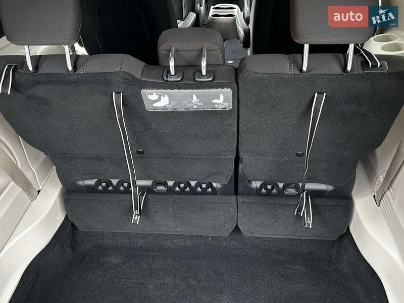 Мінівен Chrysler Pacifica 2019 в Одесі