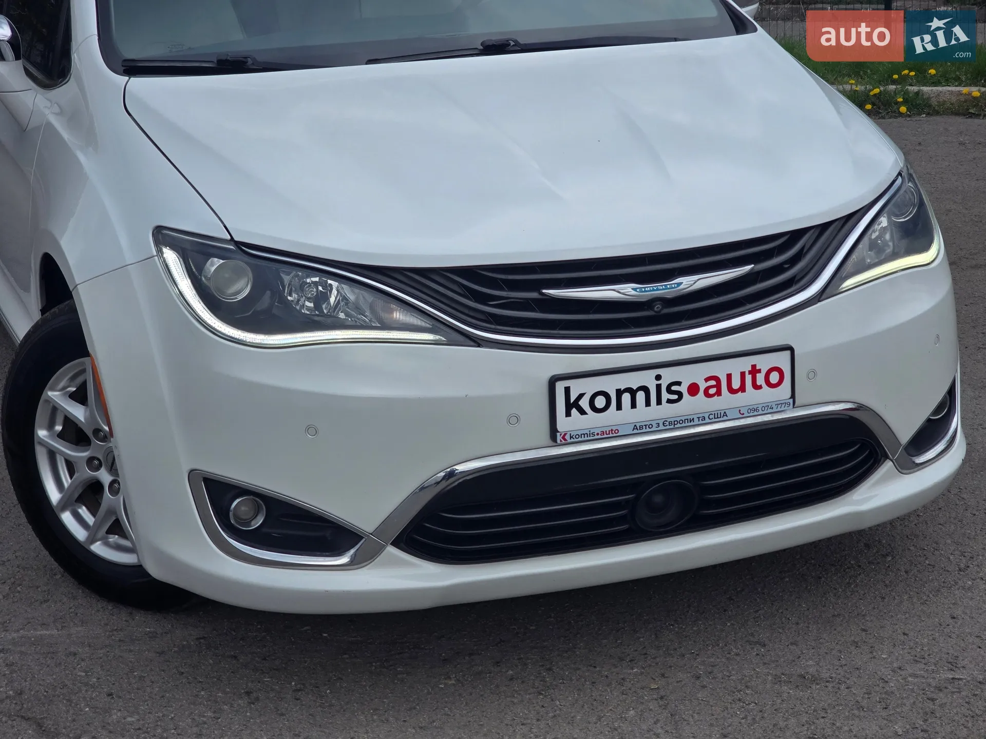 2017 Chrysler Pacifica - мініатюра 4