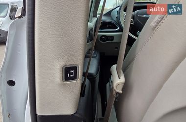 Минивэн Chrysler Pacifica 2017 в Хмельницком