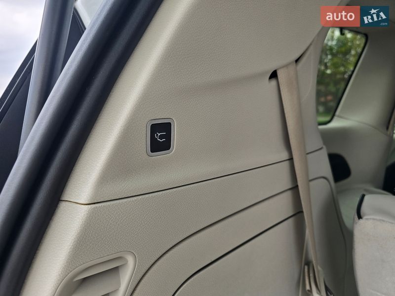 Минивэн Chrysler Pacifica 2017 в Хмельницком