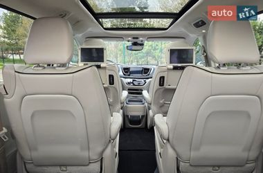 Минивэн Chrysler Pacifica 2017 в Хмельницком