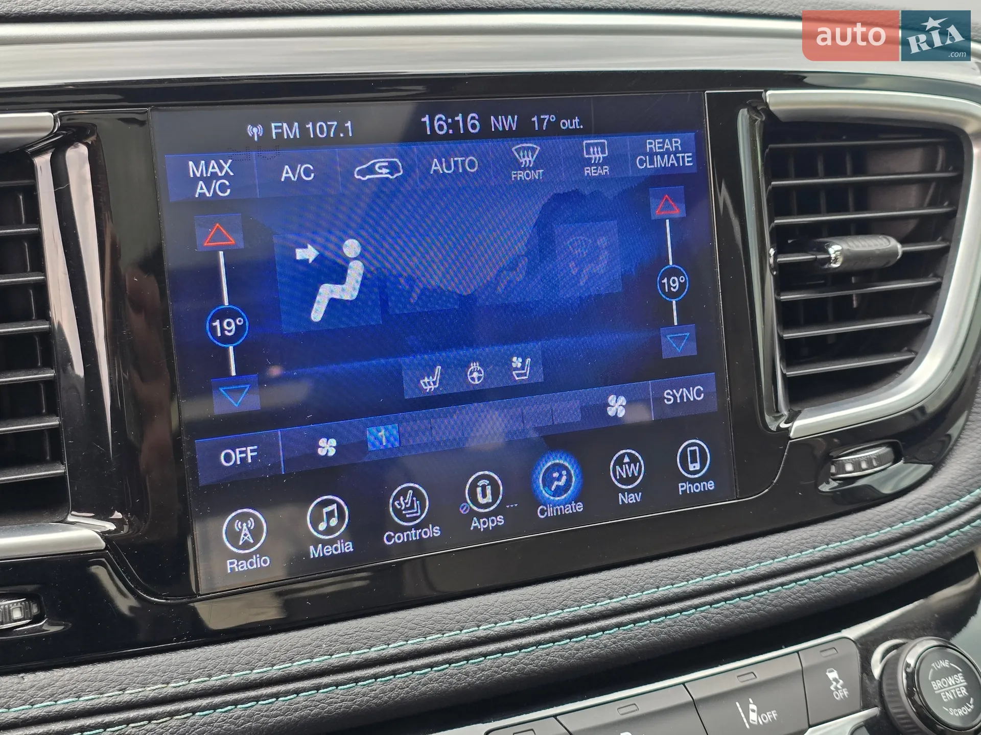 2017 Chrysler Pacifica - мініатюра 64