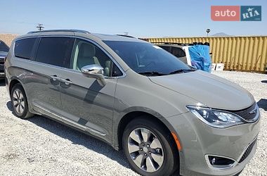 Минивэн Chrysler Pacifica 2020 в Житомире
