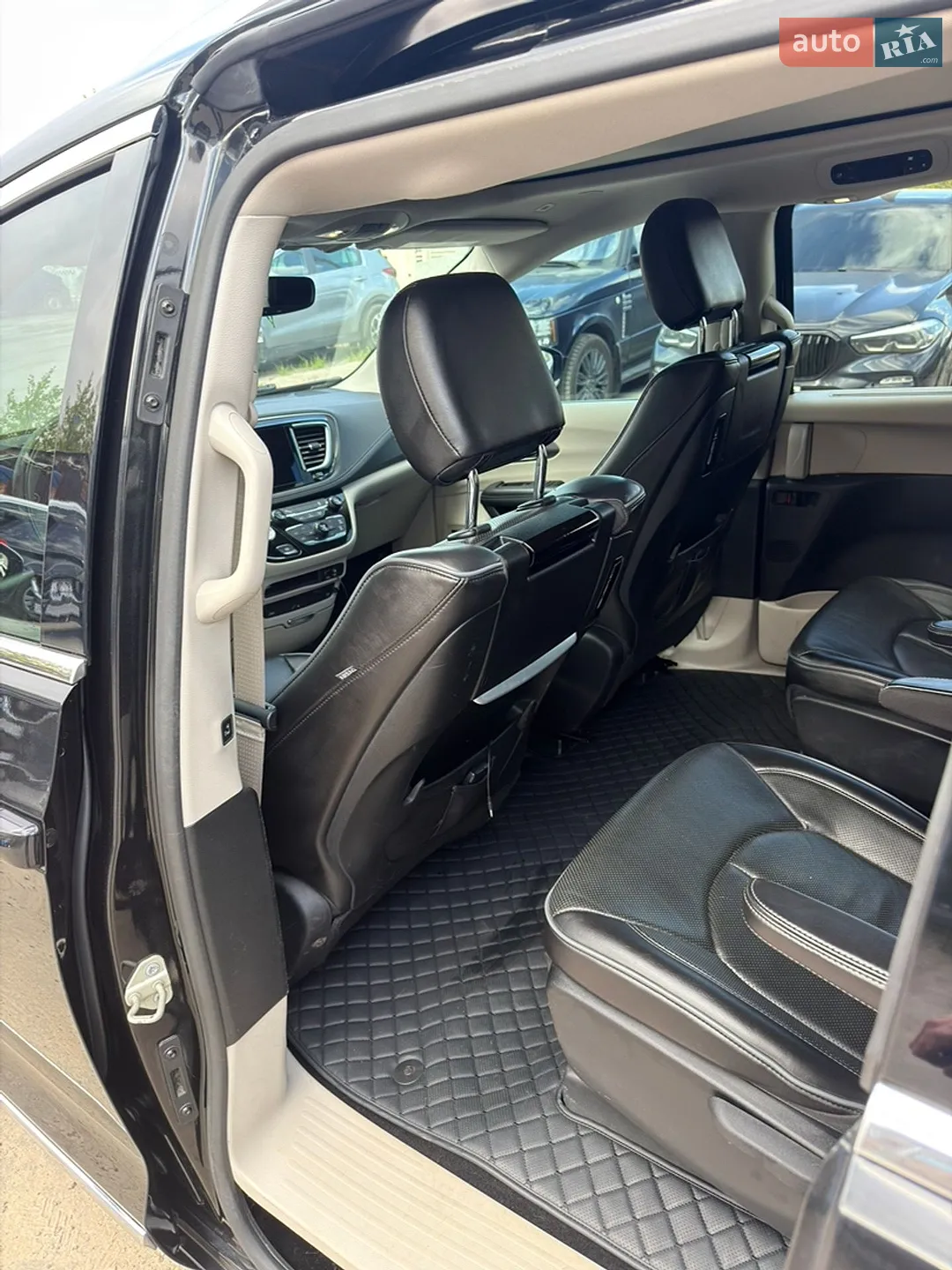 2018 Chrysler Pacifica - мініатюра 10