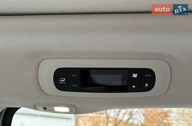 Минивэн Chrysler Pacifica 2017 в Киеве