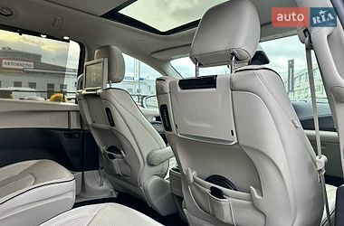 Минивэн Chrysler Pacifica 2017 в Киеве