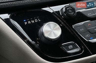 Мінівен Chrysler Pacifica 2022 в Львові