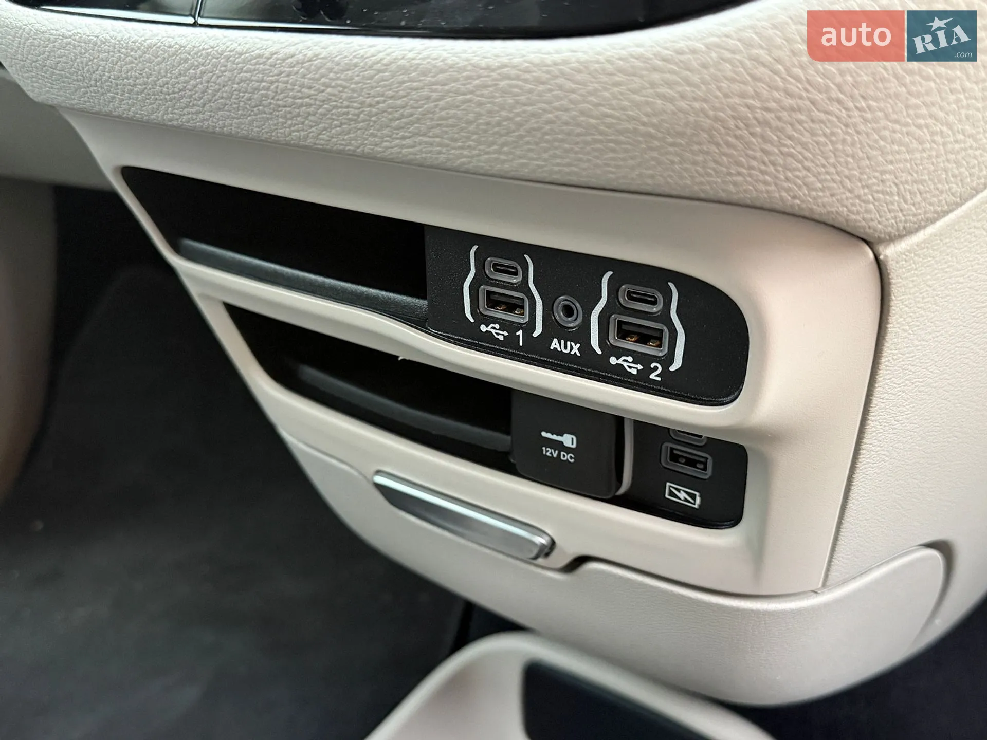 2022 Chrysler Pacifica - мініатюра 43