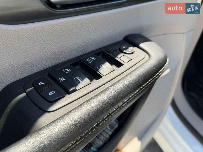 Минивэн Chrysler Pacifica 2022 в Одессе фото 11 Минивэн Chrysler Pacifica 2022 в Одессе