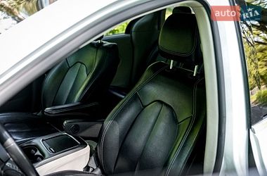 Минивэн Chrysler Pacifica 2021 в Киеве