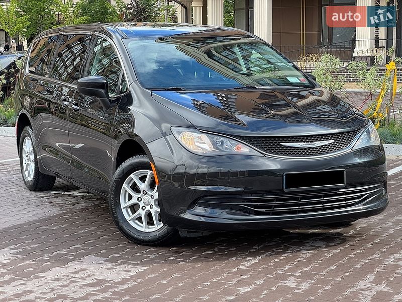 Chrysler Pacifica 2016