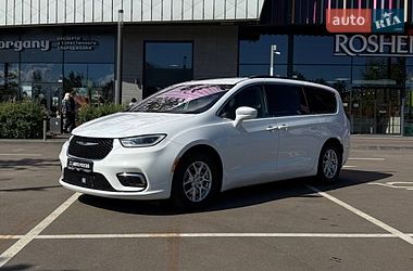 Мінівен Chrysler Pacifica 2021 в Києві