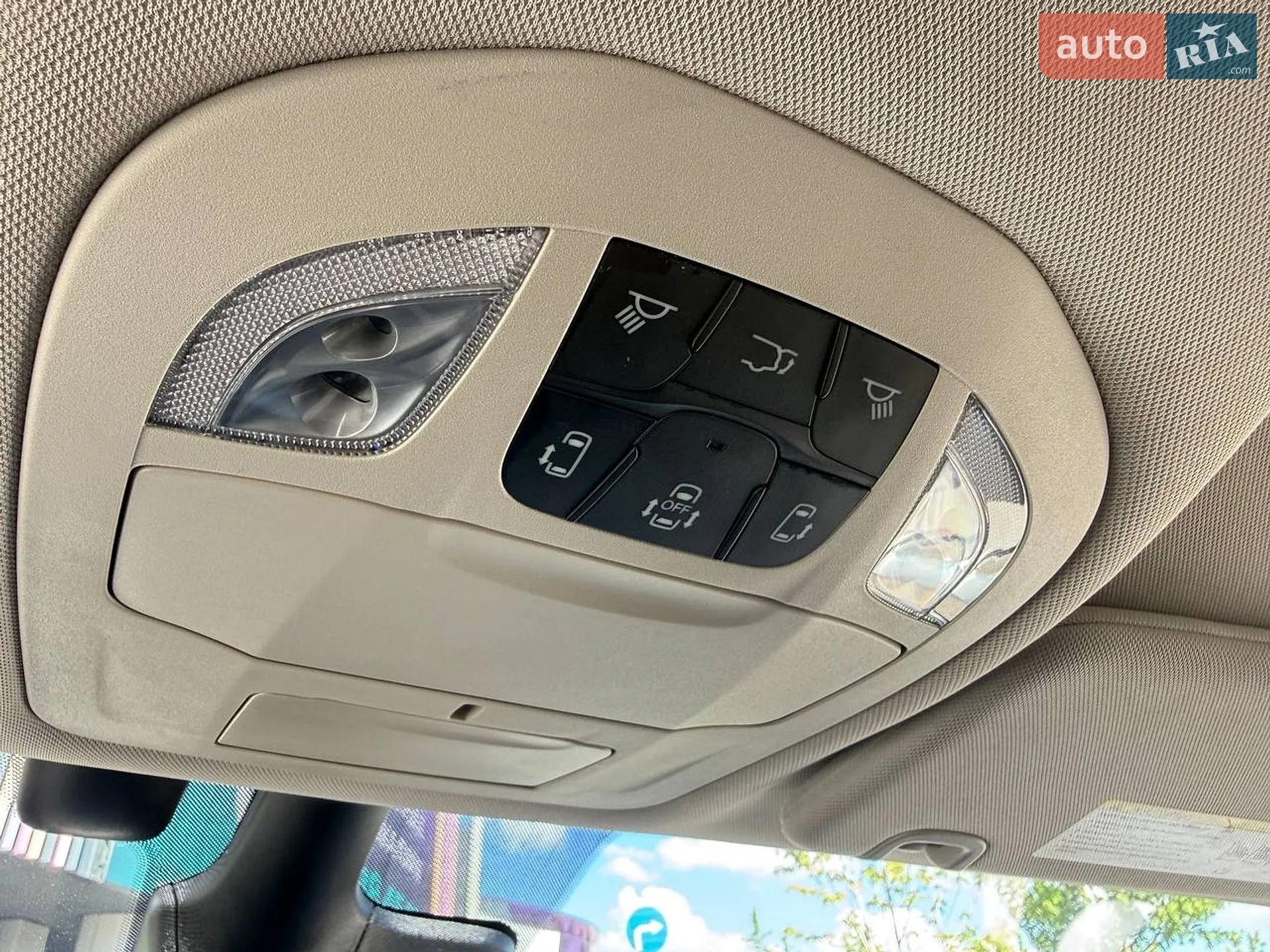 2021 Chrysler Pacifica - мініатюра 29