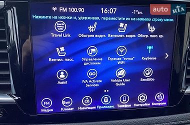 Мінівен Chrysler Pacifica 2018 в Ужгороді