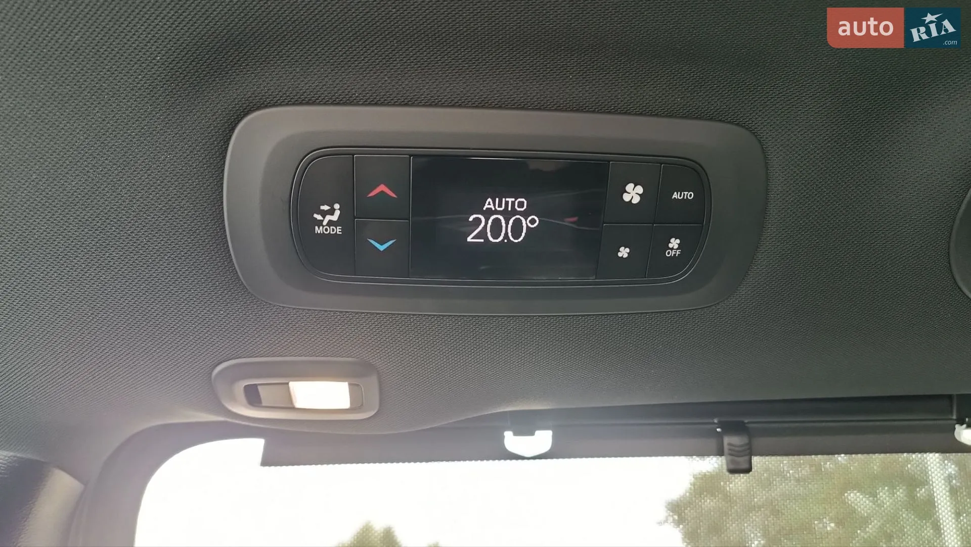 2019 Chrysler Pacifica - мініатюра 37
