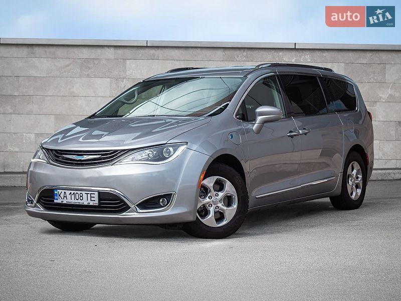 Chrysler Pacifica 2019