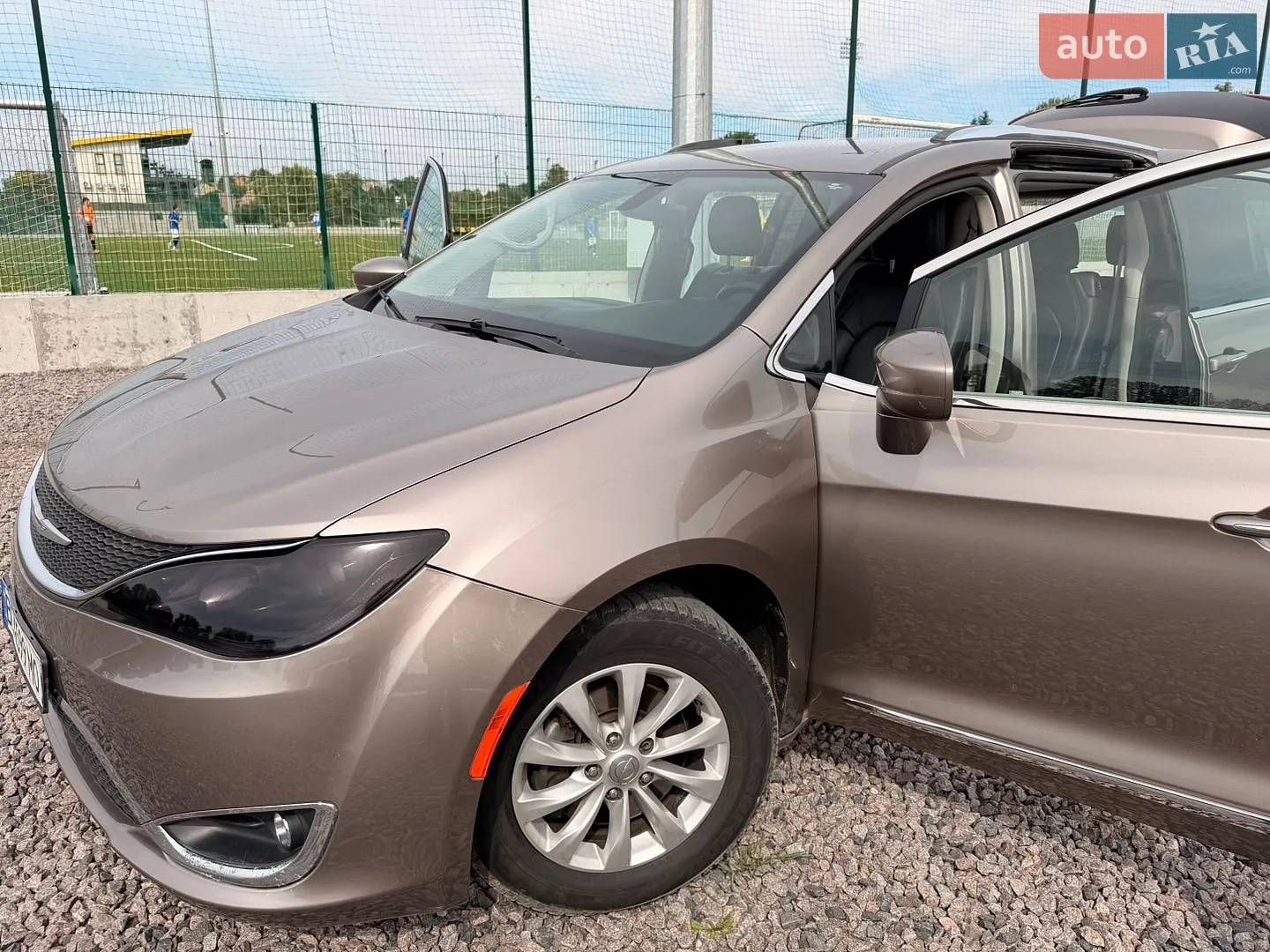 2017 Chrysler Pacifica - мініатюра 10