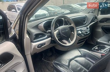 Минивэн Chrysler Pacifica 2017 в Одессе