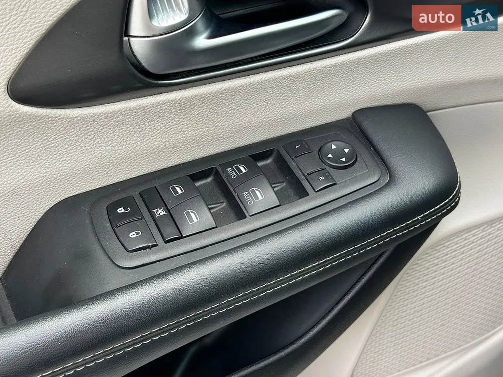 2023 Chrysler Pacifica - мініатюра 13