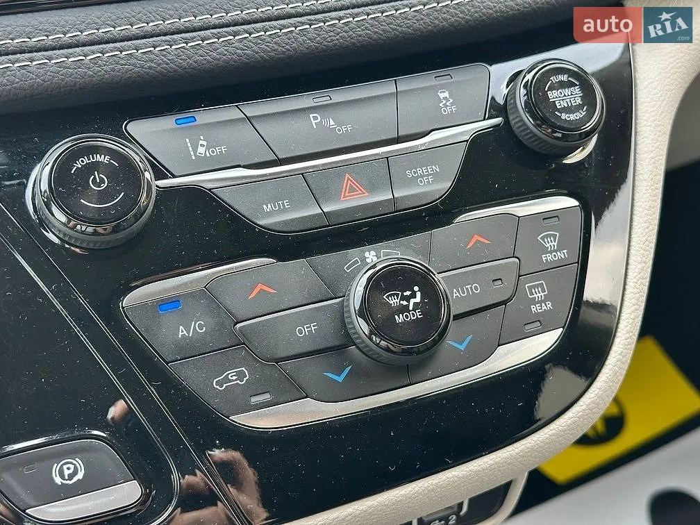2023 Chrysler Pacifica - мініатюра 21