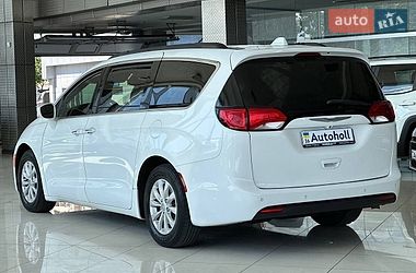 Мінівен Chrysler Pacifica 2017 в Одесі фото 8 Мінівен Chrysler Pacifica 2017 в Одесі