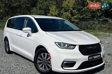 Минивэн Chrysler Pacifica 2021 в Львове