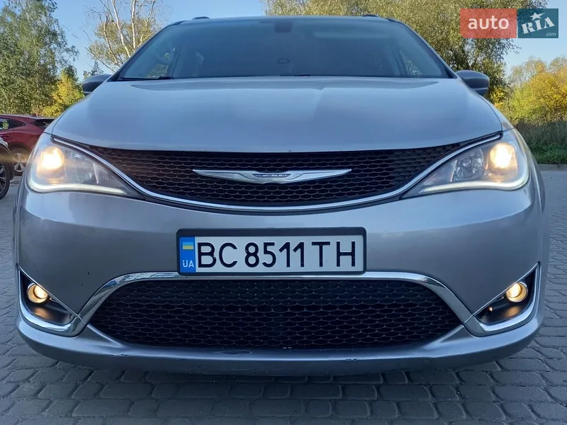 Chrysler Pacifica