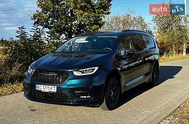 Минивэн Chrysler Pacifica 2021 в Стрые