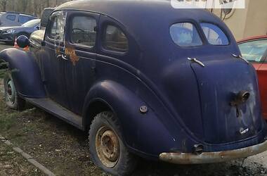 Седан Chrysler Phantom 1936 в 