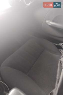 Хэтчбек Chrysler PT Cruiser 2002 в 