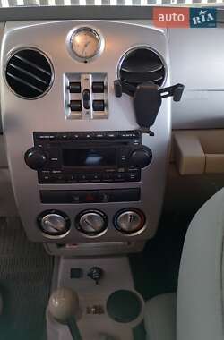 Хэтчбек Chrysler PT Cruiser 2006 в 