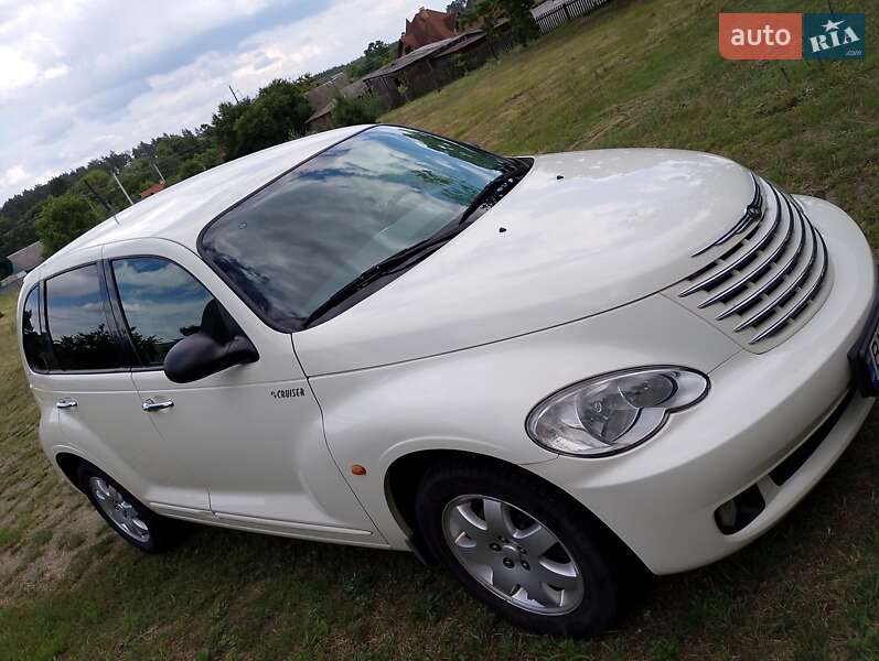 Хэтчбек Chrysler PT Cruiser 2006 в 