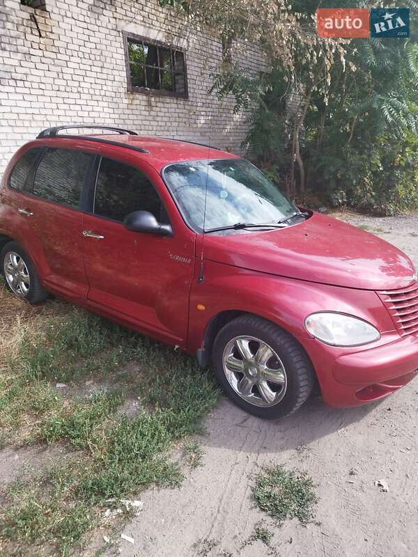 Хэтчбек Chrysler PT Cruiser 2003 в 