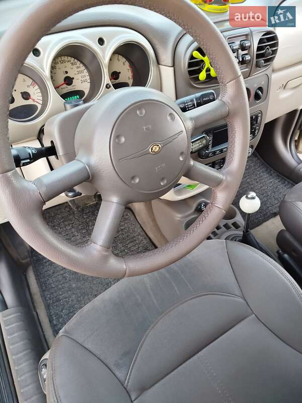 Седан Chrysler PT Cruiser 2003 в Умані