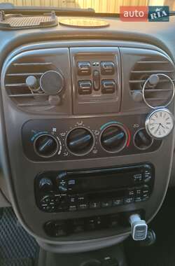 Хэтчбек Chrysler PT Cruiser 2001 в 