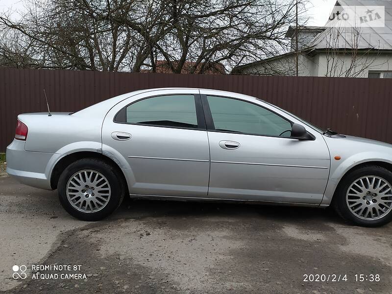 Седан Chrysler Sebring 2003 в Броварах