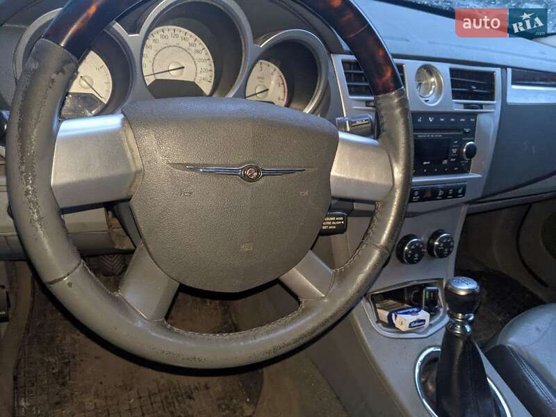 Седан Chrysler Sebring 2007 в Киеве