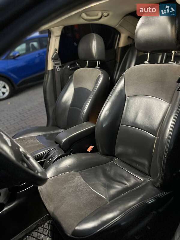 Седан Chrysler Sebring 2006 в Тернополе