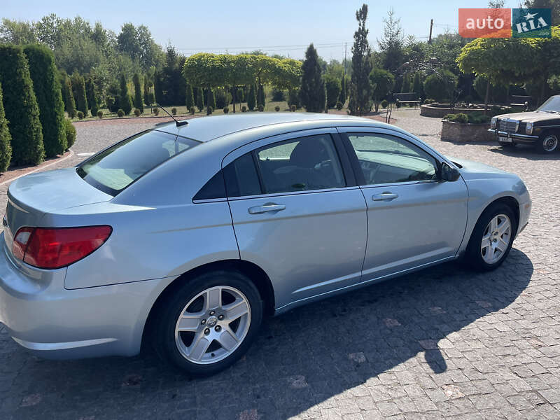 Седан Chrysler Sebring 2009 в Житомире