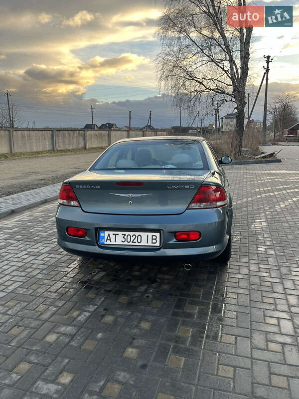 Седан Chrysler Sebring 2006 в Коломые