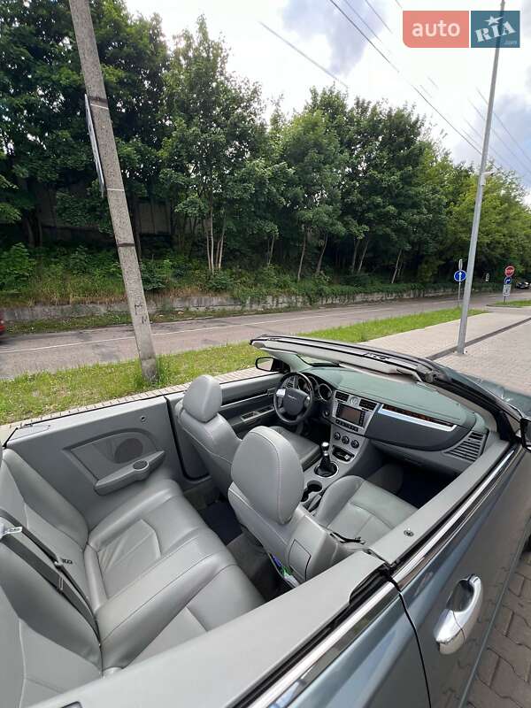 Седан Chrysler Sebring 2007 в Львове