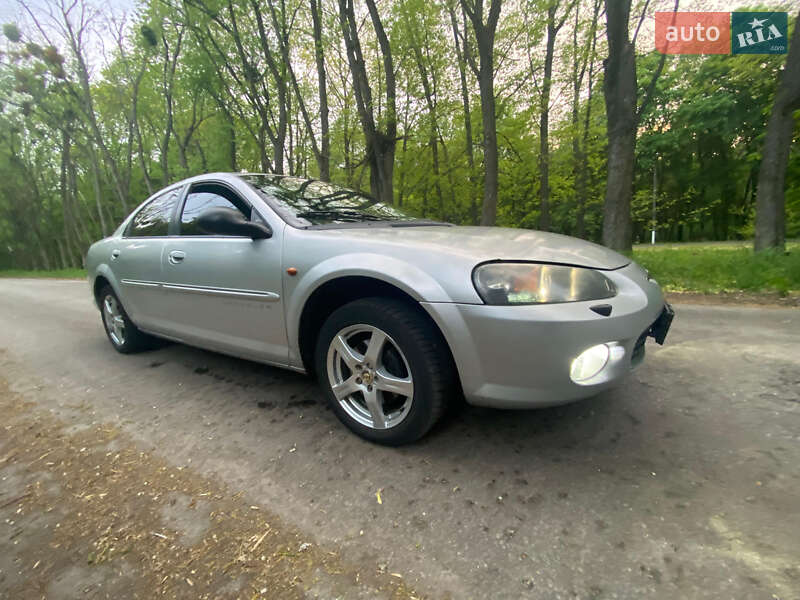 Седан Chrysler Sebring 2001 в Яготине