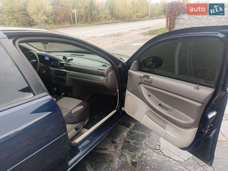 Седан Chrysler Sebring 2005 в Фастове