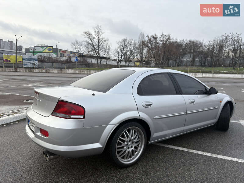 Седан Chrysler Sebring 2006 в Киеве