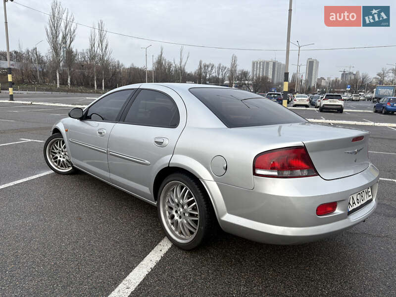 Седан Chrysler Sebring 2006 в Киеве