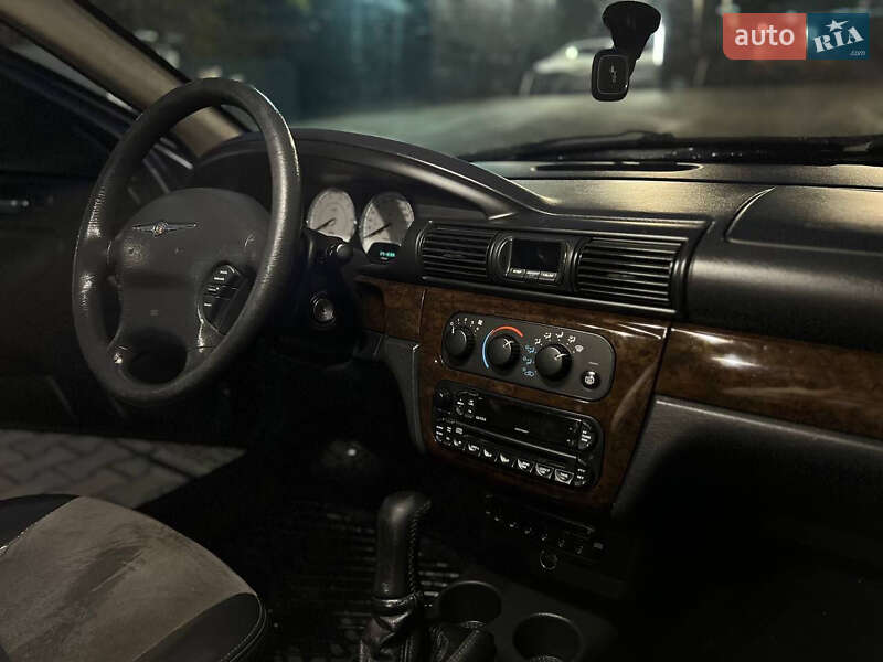 Седан Chrysler Sebring 2006 в Тернополе