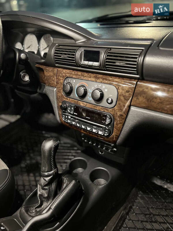 Седан Chrysler Sebring 2006 в Тернополе