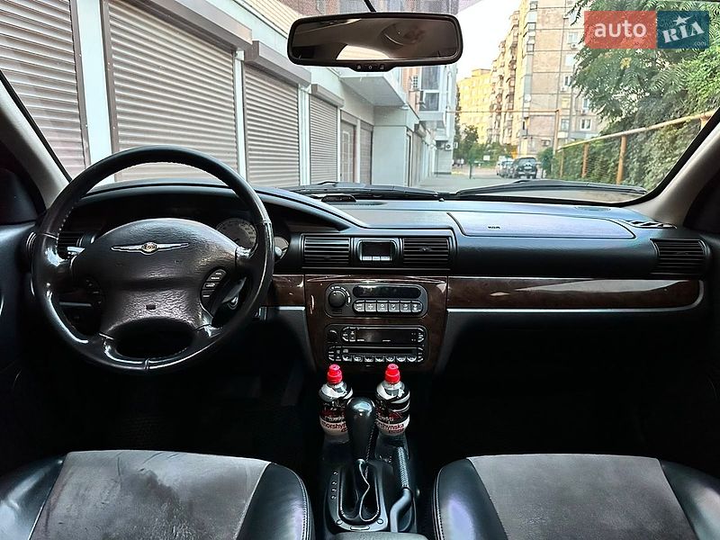 Седан Chrysler Sebring 2006 в Днепре